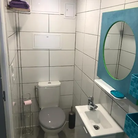 L D Ange 2 Idealement Situe 47m2 Entre Le Port Et Le Village Apartment