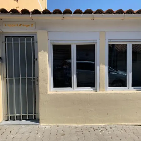 L D Ange 2 Idealement Situe 47m2 Entre Le Port Et Le Village Apartment